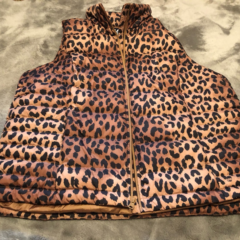 womens cheetah vest